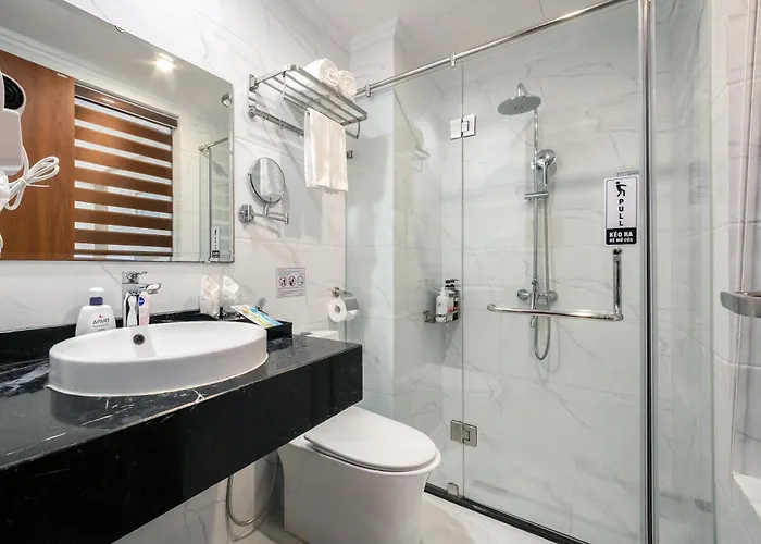 A25 Premium - Bai Chay Hotel