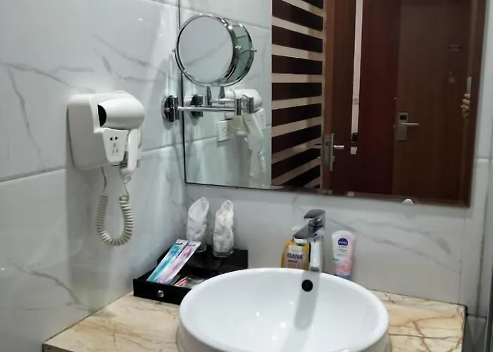 Hotel A25 Premium - Bai Chay